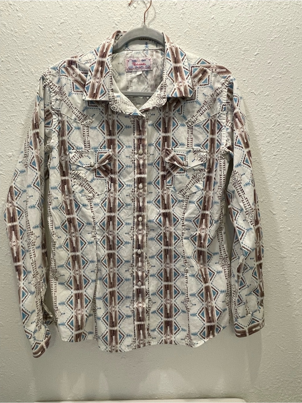 Western-Inspired Button-Down Shirt in Cream and Brown